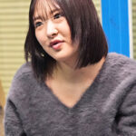 【りさ（22）】マジックミラー号でかる～くAV出演！「顔は撮らないなら･･･」尻はめパネルで後ろから潮吹きイカセ！尻コキだけの約束破ってハプニング挿入！彼氏の前でねじ込まれた他人棒のこの上ない快感に負け中出しを許しちゃう欲求不満な巨尻彼女