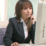 社内でイケないことをする熟女社員